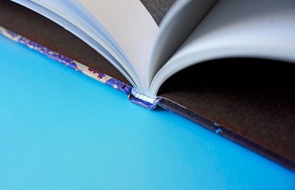 20190628_vierviertel-Blog_hardcover-Bindung_0049_600x387